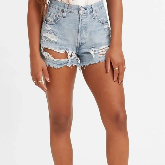 Levi’s 501 High Rise Denim Shorts Fault Line in 25 - Picture 1 of 11